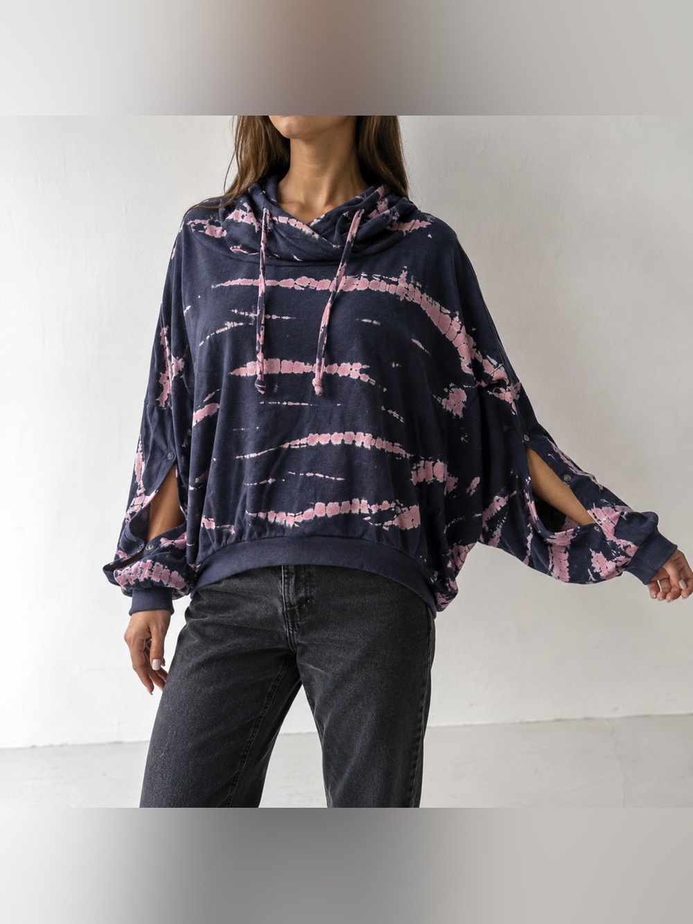 Young Fabulous & Broke Raissa Tie Dye Snap Sleeve Hoodie M/L